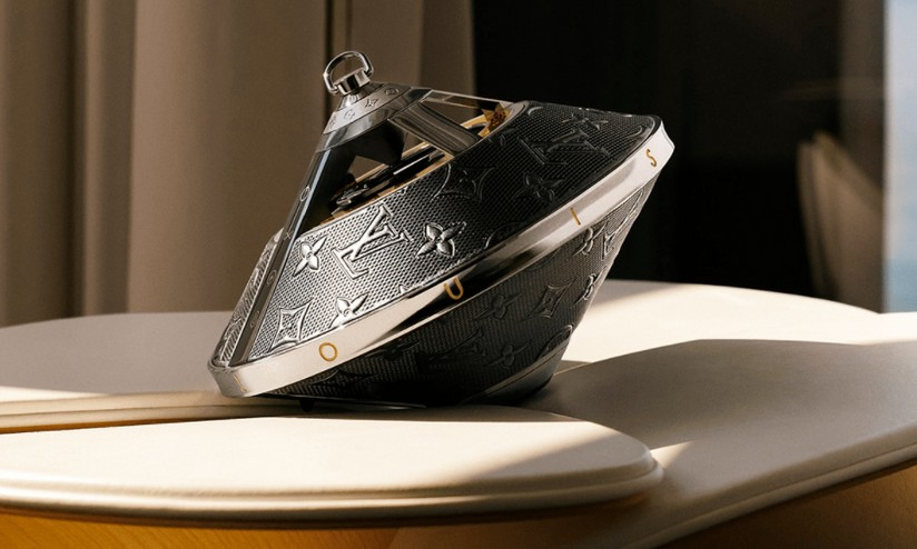 LOUIS VUITTON - Louis Vuitton Horizon Light Up Speaker